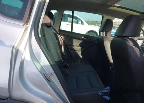 2013 Volkswagen Tiguan Se from USA, damaged, VIN WVGAV3AX0DW572915